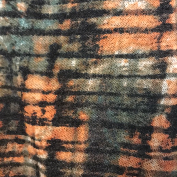 Tank Top - Picture 3 of 4